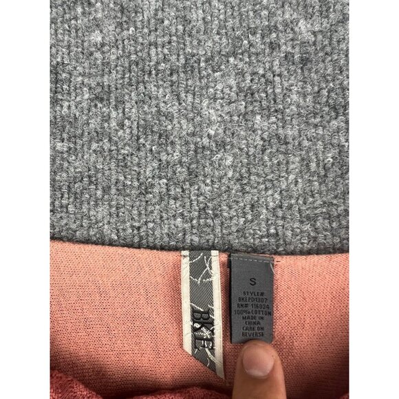 BKE Wrap Sweater Women's Small Peach Pink Long Sleeve Pullover Wrap Front - Picture 2 of 8